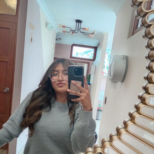 Niñera en Quito: Alison
