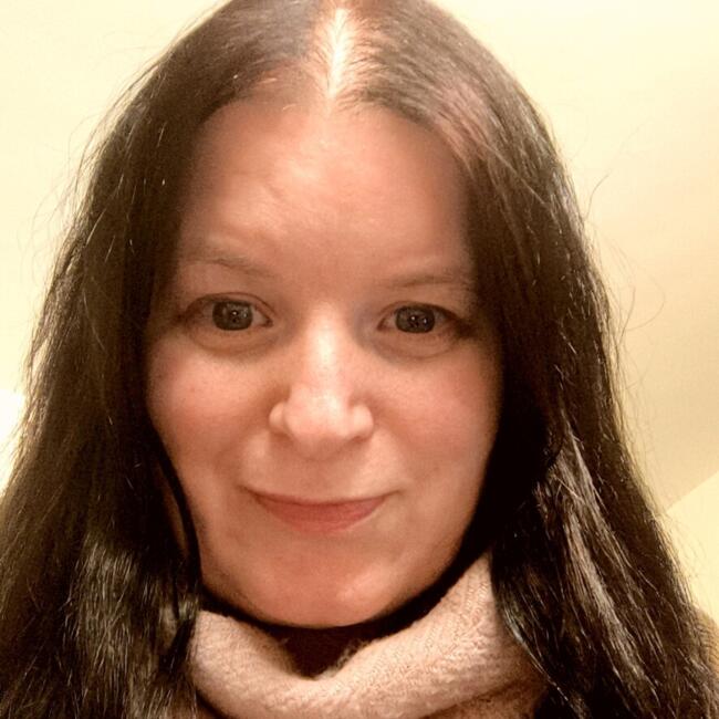 Babysitter in Galway: Amanda