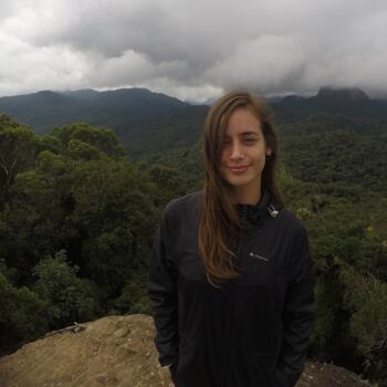 Babá em Curitiba: Paloma