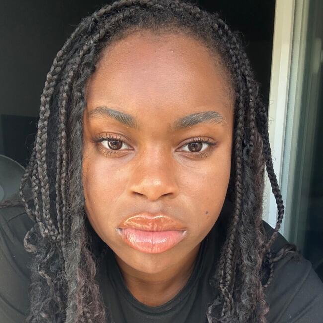 Babysitter in Varennes-sur-Seine: Chioma
