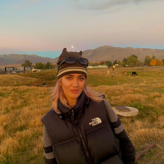 Babysitter in Wellington: Claudia