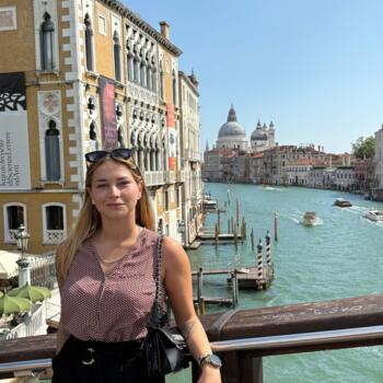 Babysitter Court-Saint-Étienne: Marie