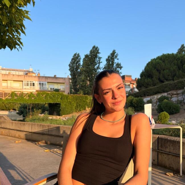 Babysitter in Girona: Guillermina