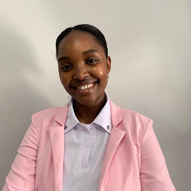 Babysitter in Paarl: MANEELA