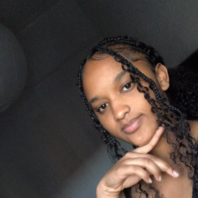 Babysitter em Maia: Iriane
