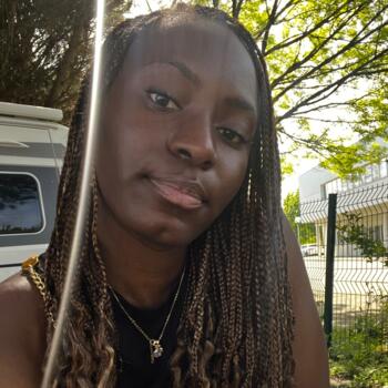 Babysitter Mérignac: Jemima