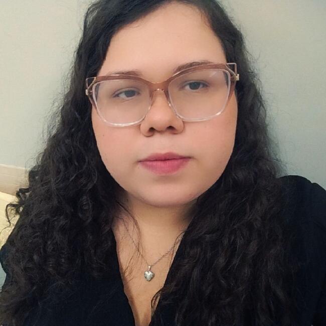 Babysitter in Gravataí: Ana Paula
