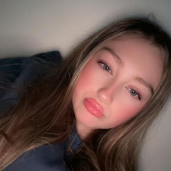 Babysitter in Hénin-Beaumont: Julye