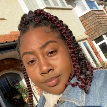 Babysitter South Croydon: Maia
