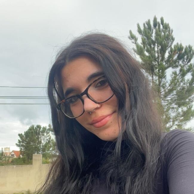 Babysitter in Dover: Beatriz