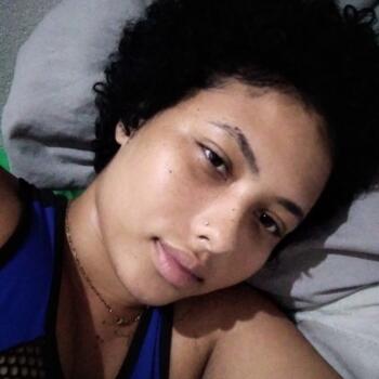 Babysitter Uberlândia: Vitória