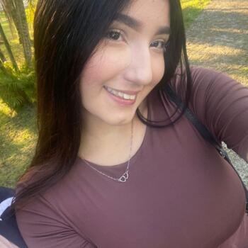 Babá em Paranaguá: Anna