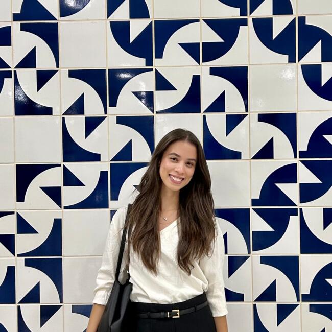 Babysitter in Brasília: Ranielle