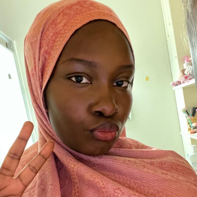 Babysitter in Brussels: Hadjara