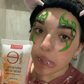 Nanny in Santa Eulària des Riu: Lucía