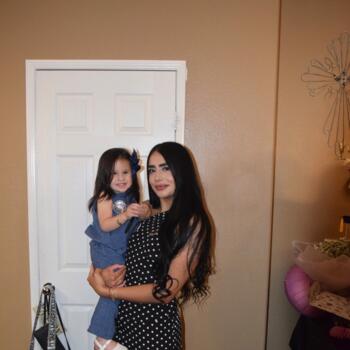 Nanny in Adelanto: Esthela
