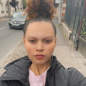 Nounou à Chevilly-Larue: Émilie