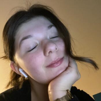 Babysitter in Colmar: Laura