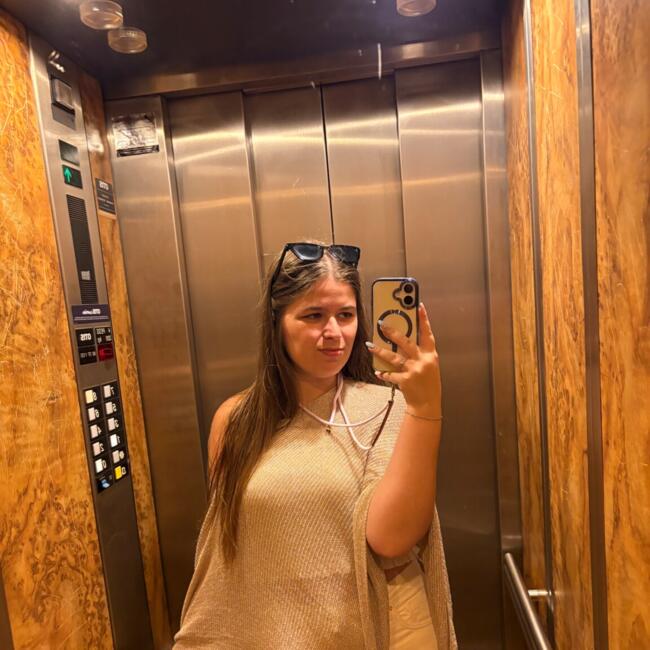 Babysitter in Coimbra: Ema