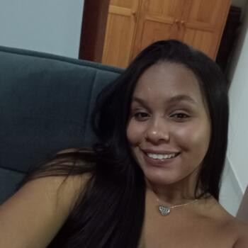 Babysitter in Brasília: Nátally