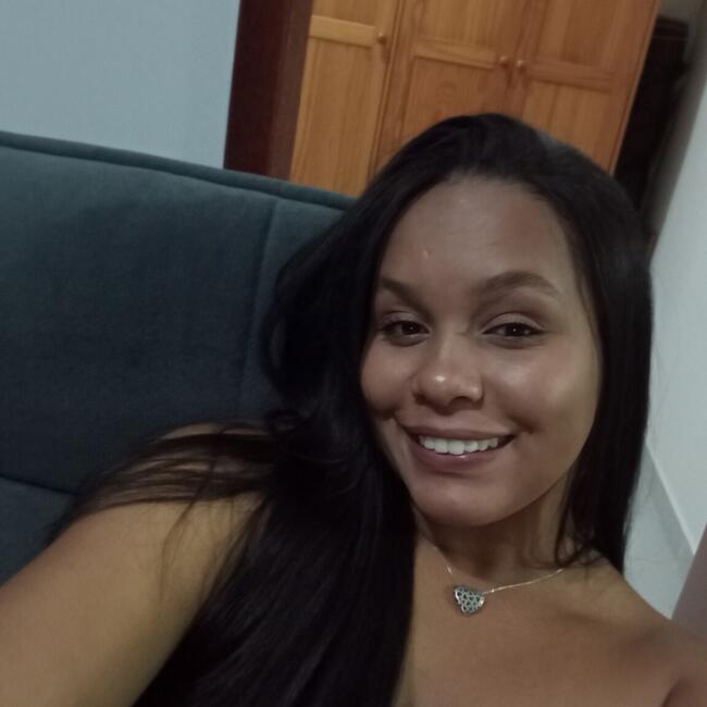 Babysitter in Brasília: Nátally