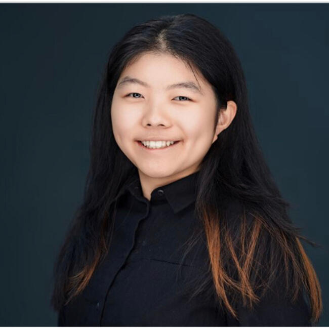 Babysitter in Vancouver: Meghan