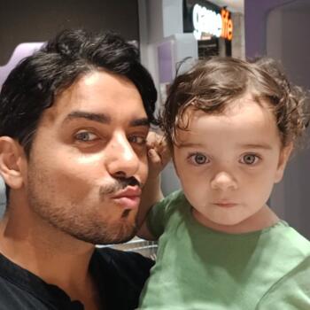 Lavoro per babysitter a Sarzana: lavoro per babysitter ROBERTO