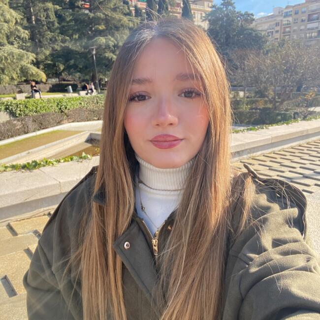 Canguro en Granada: Jimena