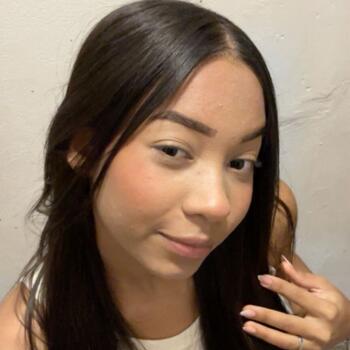 Babysitter in Luis Eduardo Magalhães: Hemilly Xavier