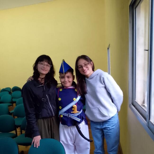 Babá em Itapema: Damaris Aylen