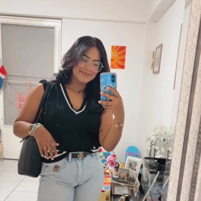 Niñera en Mayagüez: Mileska