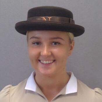 Nanny in Queenstown: Holly