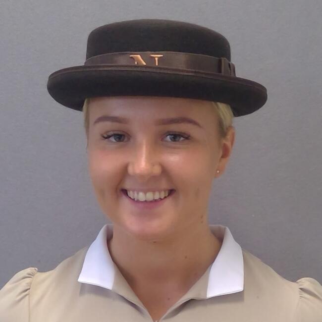 Nanny in Queenstown: Holly