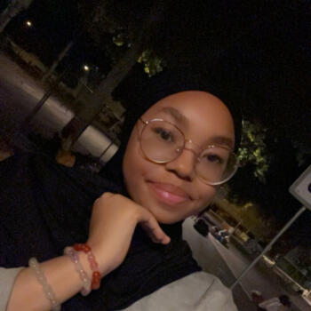 Babysitter Fleury-les-Aubrais: Ainess