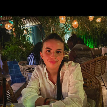 Babysitter in Toulouse: Ana
