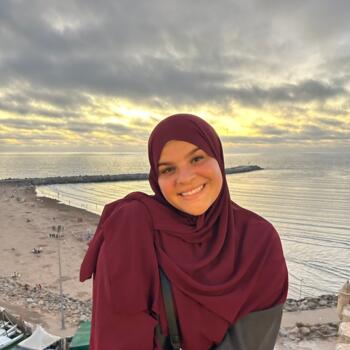 Babysitter in Menen: Lisa