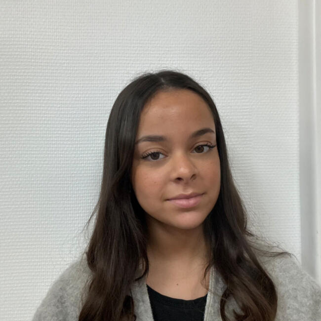 Babysitter in Saint-Nicolas-de-Port: Lyna