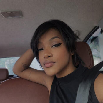 Emprego de babá em Goiânia: emprego de babá Andressa Lorrany