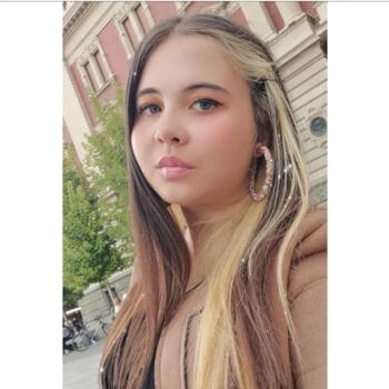 Babysitter in Beli Potok: Maja