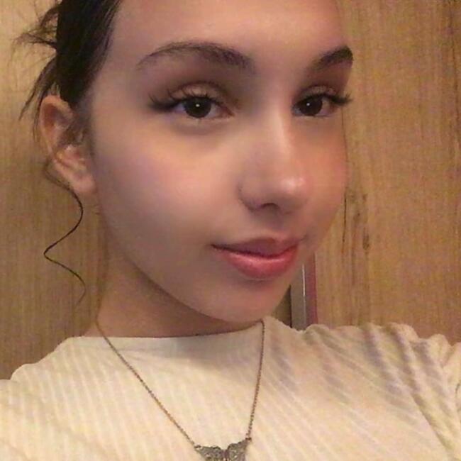 Babysitter in Tunis: Nour