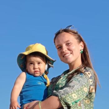 Babysitter in Biarritz: Sofia
