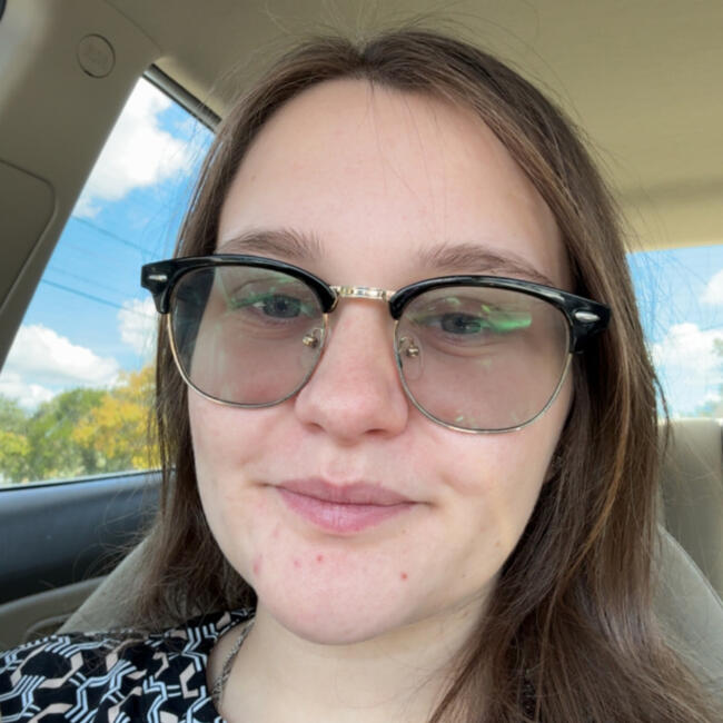 Babysitter in Rockledge: Abby