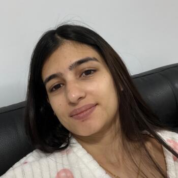 Babysitting job in Surrey: babysitting job Aman