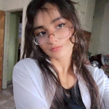 Niñera en San Miguel: Morena