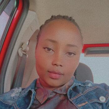 Babysitter in Nairobi: Emily