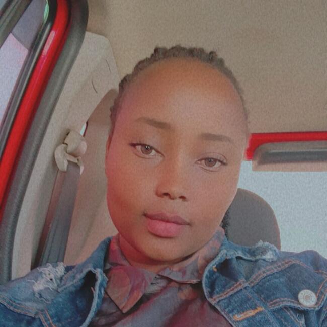 Babysitter in Nairobi: Emily