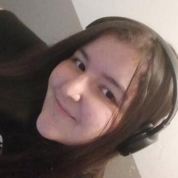 Babysitter in Lyon: Kaheina