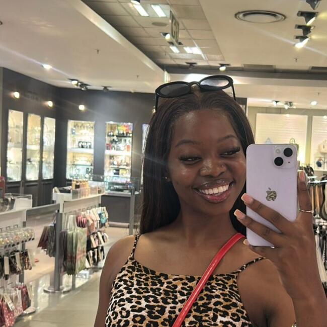 Babysitter in Midrand: Rethabile