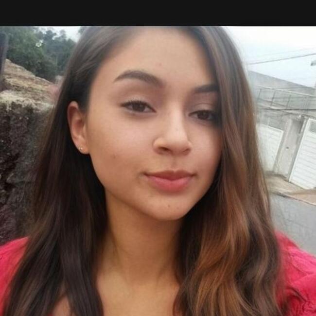 Babysitter in Jundiaí: Taciane