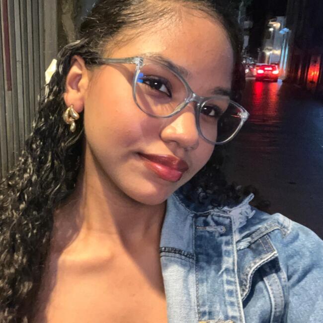 Babysitter in Panama City: Anaís